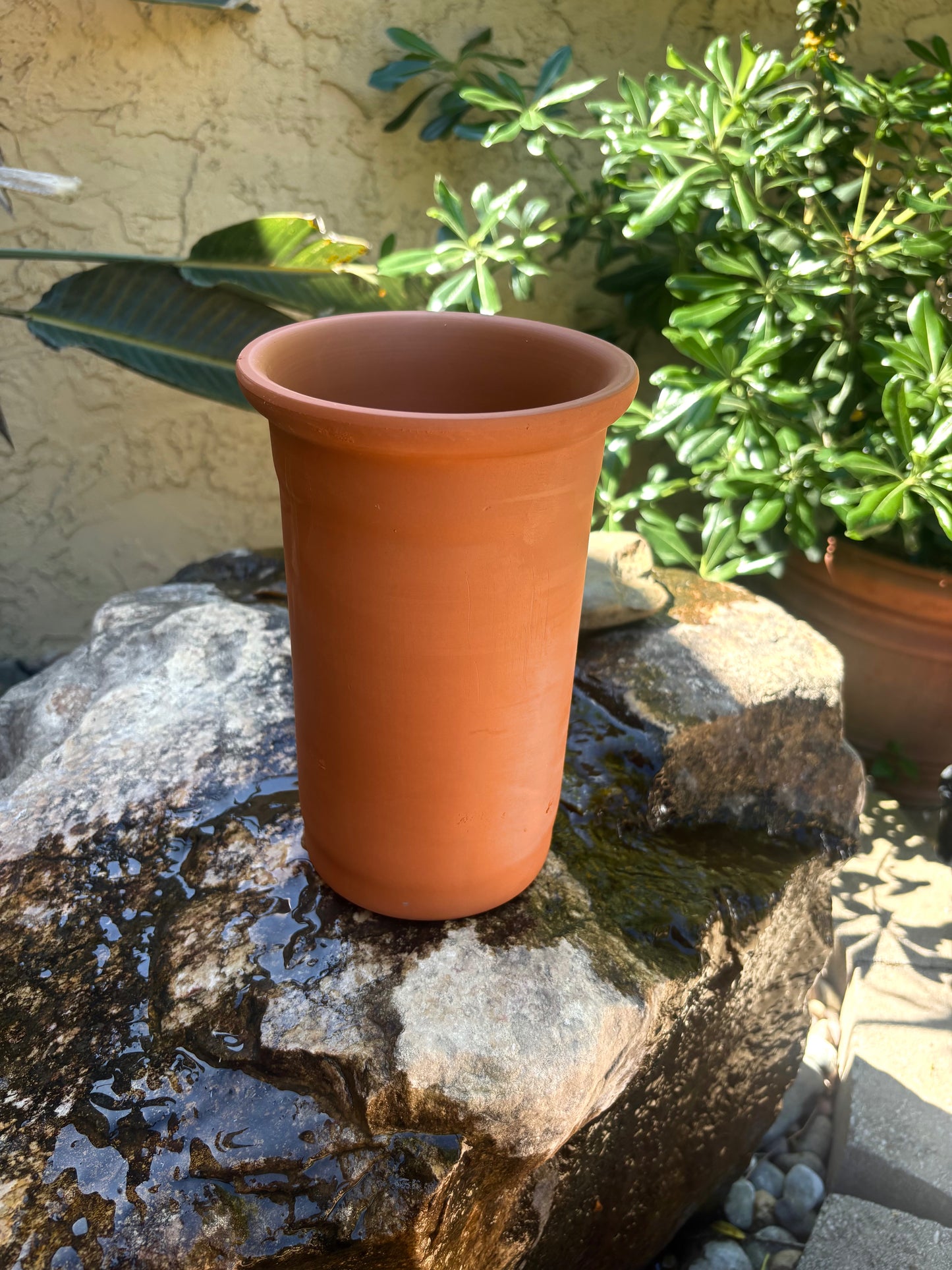 Tall pot