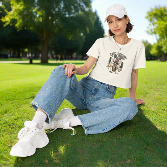 Pursuit of Cactus Women’s crop top